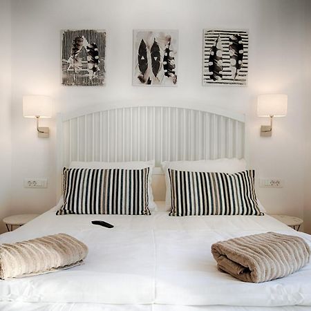 Seafront Rooms Koluna Komiza Exterior photo