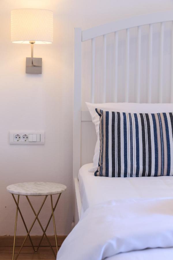 Seafront Rooms Koluna Komiza Exterior photo